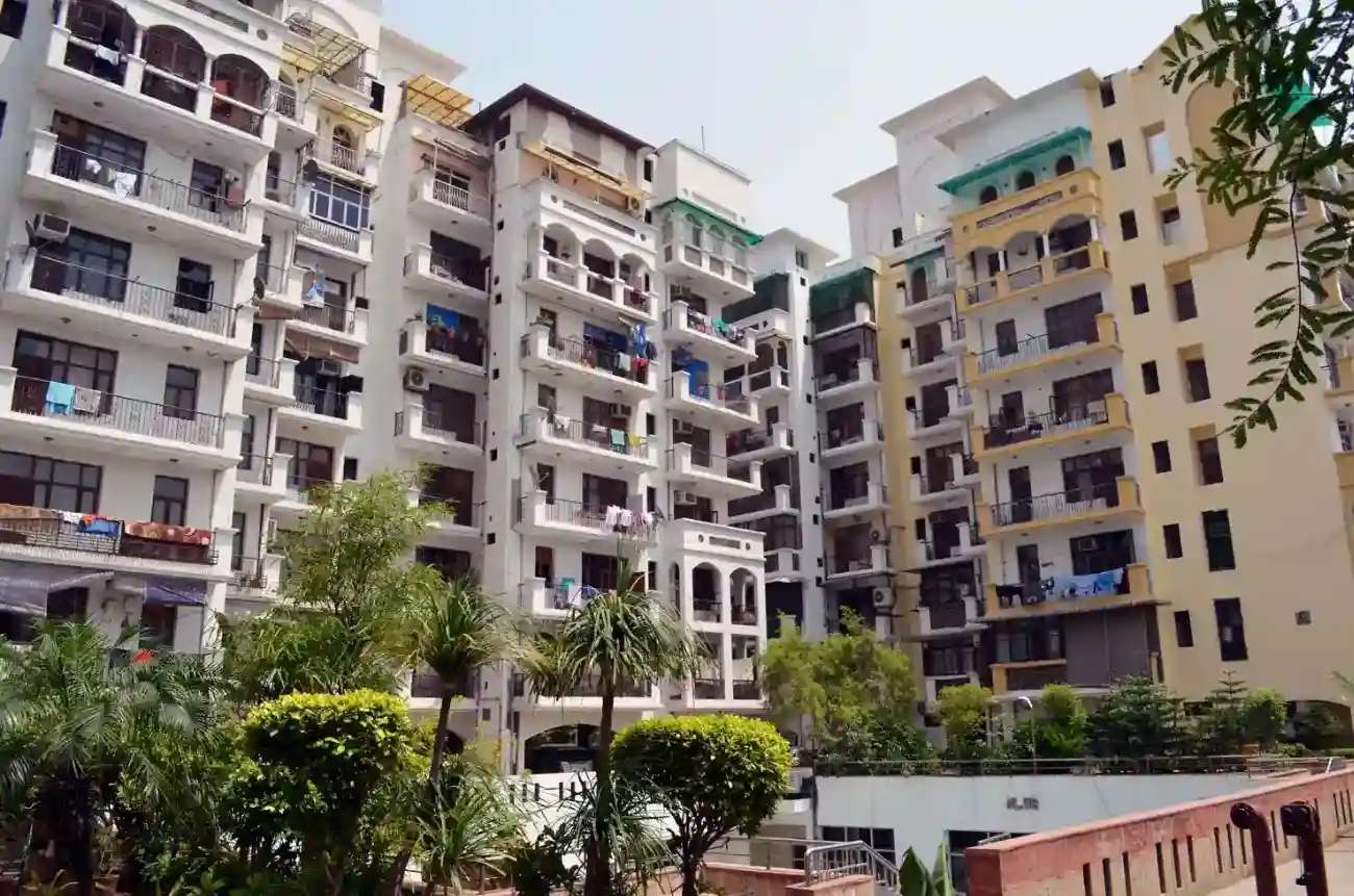 Amrapali Exotica 3, 4 BHK Flats in Sector 50 Noida
